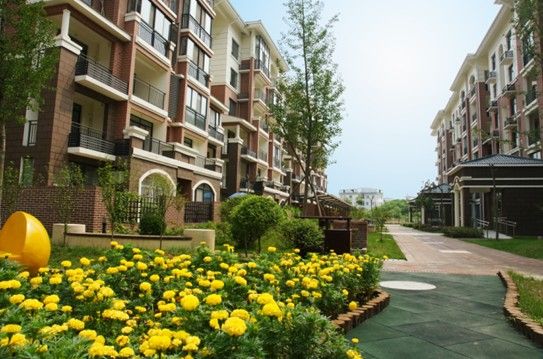 领秀城实景图; 中铁领秀城:再次名列信阳住宅销量前茅; 信阳领秀城