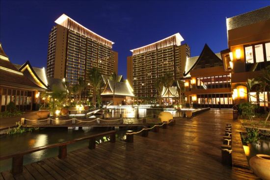 中国首座度假目的地综合体酒店开业三个月即赢