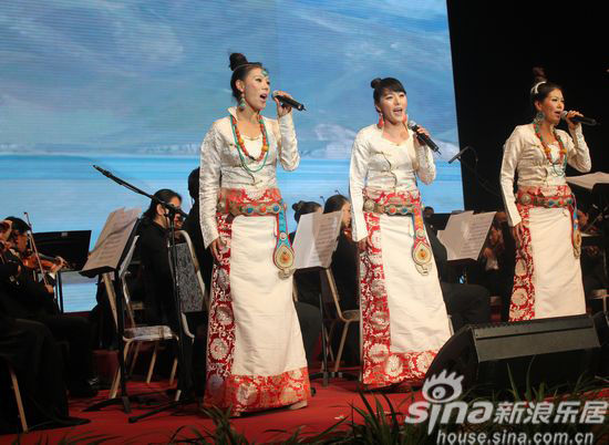 隆基泰和2013年新春电影交响音乐会隆重举行