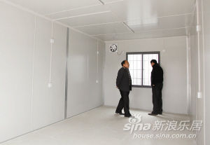 18平米住人集装箱在我市现身 日租金6元