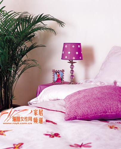打造妩媚的卧室“妆容”(组图)