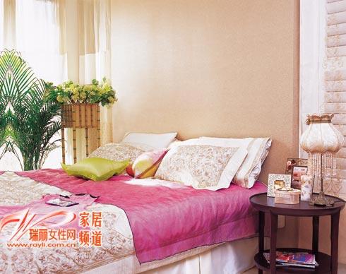 打造妩媚的卧室“妆容”(组图)