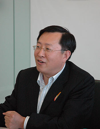 华邦地产董事长_华邦新华城畅华园