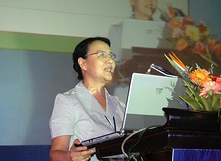 聂梅生:中国房地产发展目前处于两难境地(图)_