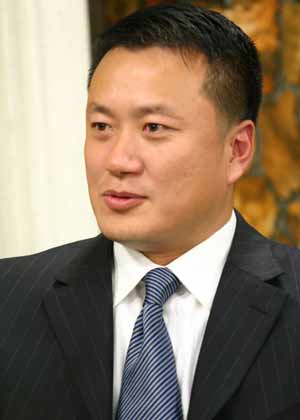 置业公司老总_金山置业公司(3)