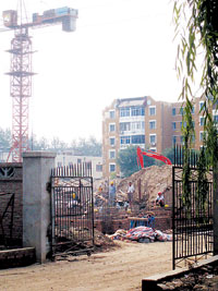 通州宋庄镇抢建小产权房24小时连轴转(图)
