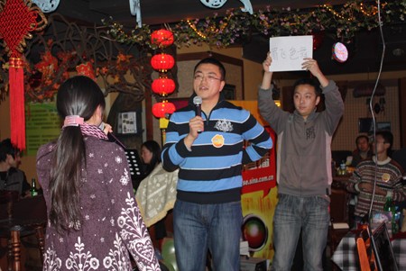竞相什么成语_含反义词的成语有什么(3)
