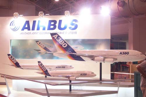 �������ʺ�չ��Ļ�տ�A380ģ���״�����(��ͼ)