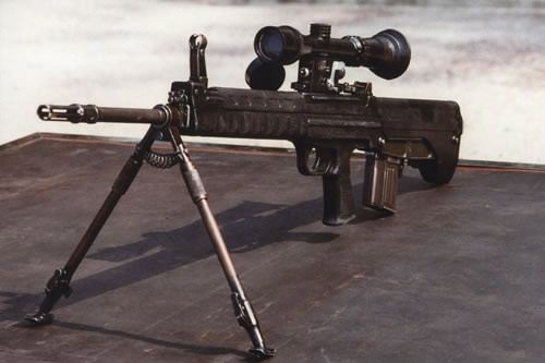 驻港部队95式枪族亮相的轰动不亚于歼-10解密