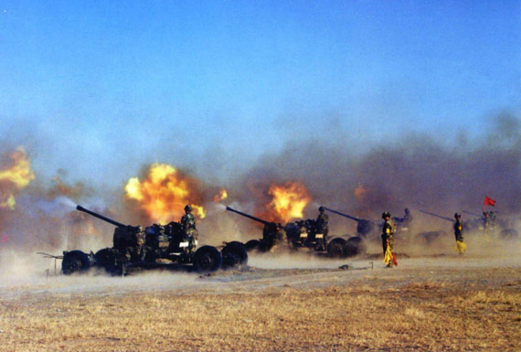 中国民兵部队演练城市反巡航导弹打击(图)