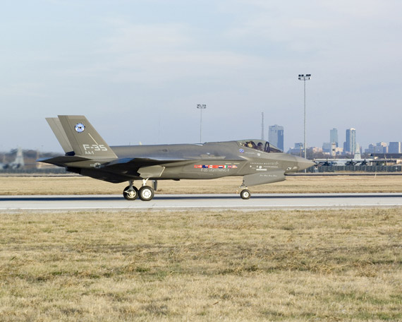 F-35A战机电源故障已排除即将恢复试飞(图)