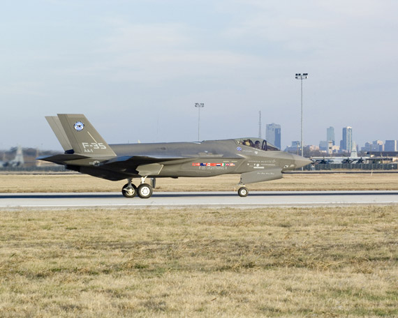 F-35AսԴųָԷ(ͼ)