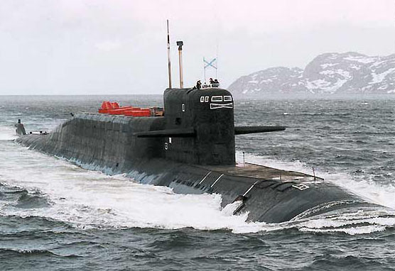 俄海军德尔塔级战略核潜艇试射新型弹道导弹