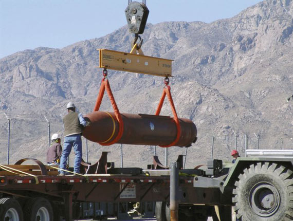 美空军将为B-2隐身轰炸机安装巨型钻地弹(图)