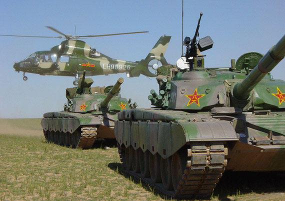 中国装甲部队军官破解坦克拐双直角弯难题(图