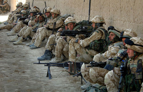 伊拉克国防部证实英军撤离巴士拉进最后一基地