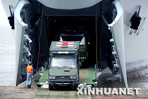 解放军三军联合演习中大联勤保障精准高效(图)