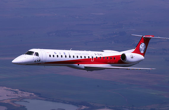 巴西航空工业公司协助川航完成ERJ145的1C检