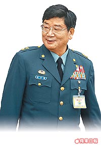 台陆军中将涉嫌职务贪污月汇15万包二奶(图)