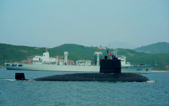 中国海军潜艇常年在海上隐蔽机动随时能战斗