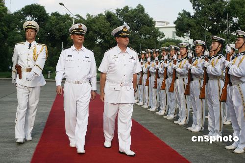 新西兰海军访问上海参观中国523号护卫舰(组图)