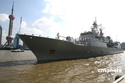 新西兰海军访问上海参观中国523号护卫舰(组图)