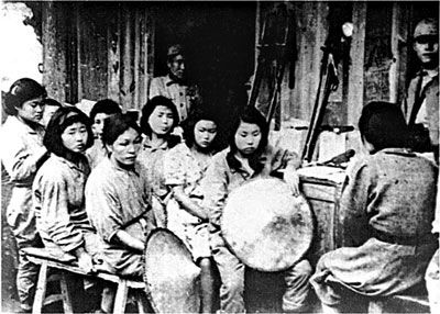 图注:二战日军慰安妇