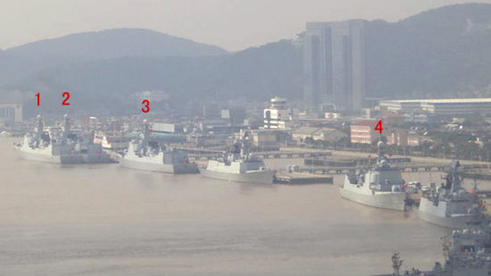 东海舰队4艘神盾舰罕见齐聚
