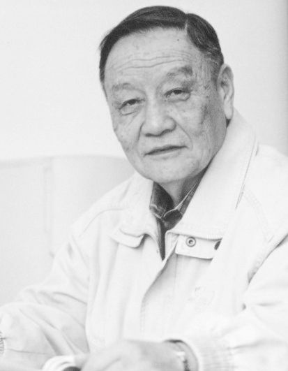 激光技术专家赵伊君