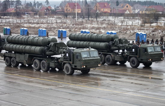 资料图:从俄罗斯公开的情况来看,S-400目前采用的还是48N6DM导弹 资料图:从俄罗斯公开的情况来看,S-400目前采用的还是48N6DM导弹