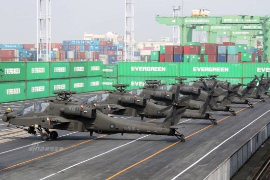 资料图:台AH-64E港口组装及飞行员驾机升空全程曝光 资料图:台AH-64E港口组装及飞行员驾机升空全程曝光