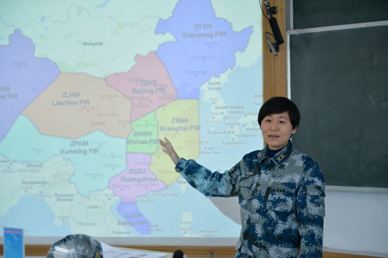 资料图:空军指挥学院教员侯蕾