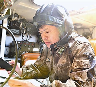 付文化在训练中。宋 岩摄