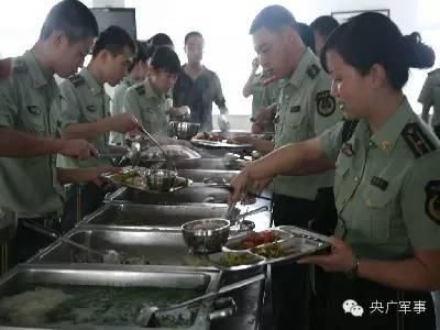 我军伙食按兵种不同分为四类灶