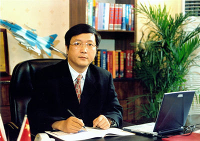 成都飞机设计研究所总设计师杨伟