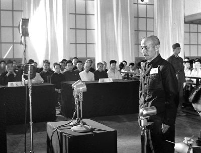 中华人民共和国最高人民法院特别军事法庭1956年6月9日起在沈阳开庭审理铃木启久等八名日本侵略中国战争中的战争犯罪分子。这是日本战犯长岛勤在法庭上(资料照片)。