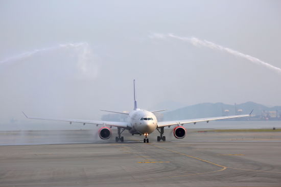 北欧航空于2015年9月11日正式开通香港至瑞典首都斯德哥尔摩的直飞航班。
