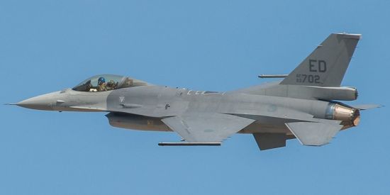 台湾改型F-16V战机首飞成功 为Block 60简化版