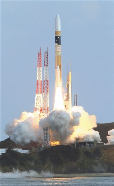 日本在位于鹿儿岛县的种子岛宇宙中心利用H2A火箭发射了一颗情报收集备用卫星。(资料图片)