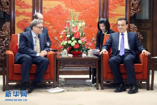 中国国务院总理李克强12日下午在中南海紫光阁会见来华访问的比尔·盖茨。