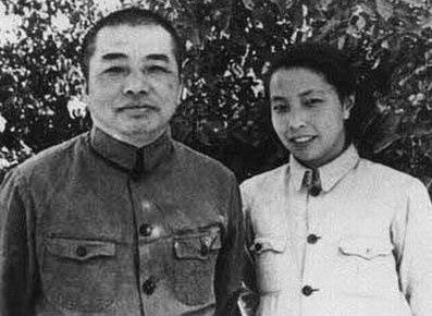 资料图:彭德怀与浦安修