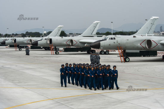 空军某师组织飞行训练 空军某师组织飞行训练