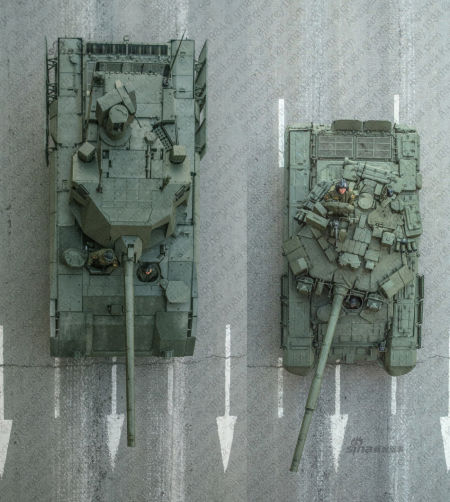 都知道俄军最新型T-14阿尔马塔坦克个头很大,到底多大呢?一直没有参照物可以对比。这个问题今天得以解决,有媒体上传T-14与T-90A坦克俯视对比照,真是一看吓一跳! 都知道俄军最新型T-14阿尔马塔坦克个头很大,到底多大呢?一直没有参照物可以对比。这个问题今天得以解决,有媒体上传T-14与T-90A坦克俯视对比照,真是一看吓一跳!