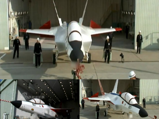 日本TBS电视台7月12日正式公开了日本正在研发中第第五代战斗机原型ATD-X心神。从披露的画面看，在三菱航空名古屋工厂的心神已经完成，等待今年年中开始进行试飞。心神2018年完成试飞科目后，日本将决定是否自行研发五代机，并在2035年开始服役。