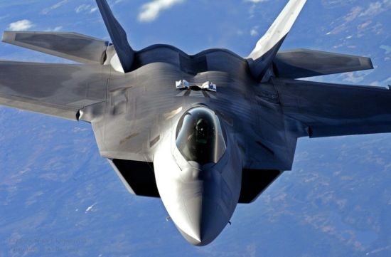 美军F-22A猛禽预计将服役到本世纪40年代中期 美军F-22A猛禽预计将服役到本世纪40年代中期