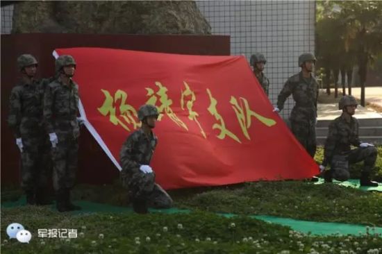 昔:东北抗日联军,今:济南军区某集团军装甲旅 昔:东北抗日联军,今:济南军区某集团军装甲旅