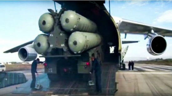 俄罗斯S-400防空导弹运抵叙利亚 俄罗斯S-400防空导弹运抵叙利亚