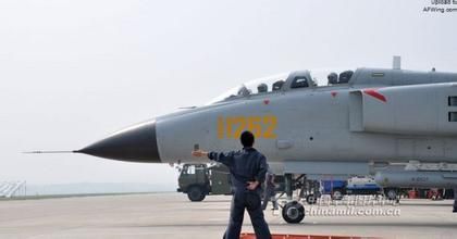 挂载K/JDC-1的歼轰-7A 挂载K/JDC-1的歼轰-7A