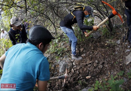 墨西哥毒贩残杀43名学生:抛尸河中 误认敌对帮