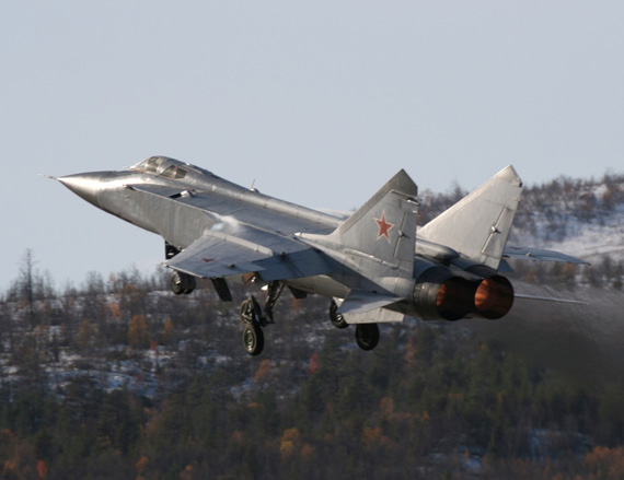 武器纵横：俄最新型米格-31SM截击机战力点评